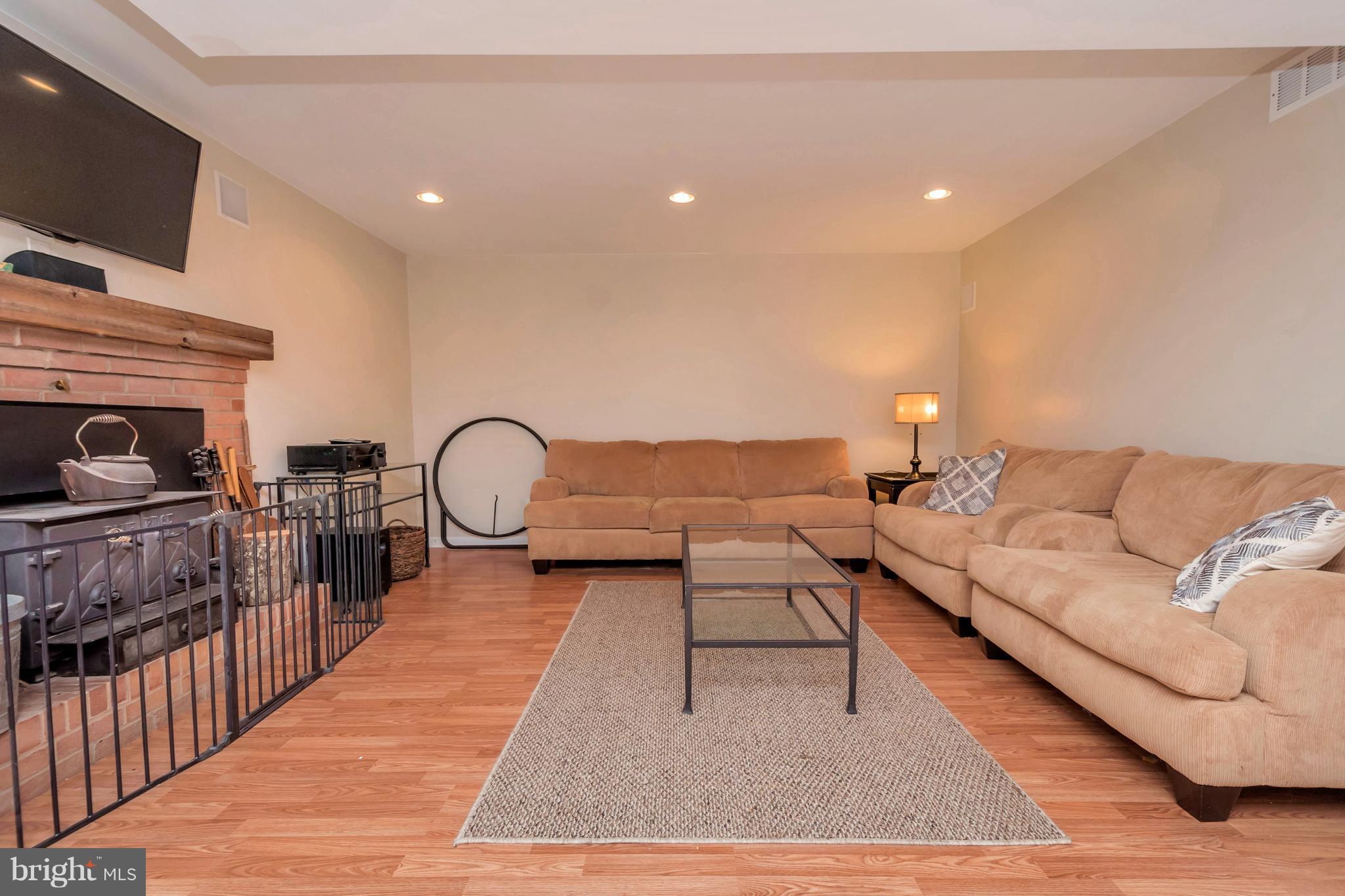 2409 Courthouse Road Stafford, VA 22554 - Photo 22 of 30 Family Room