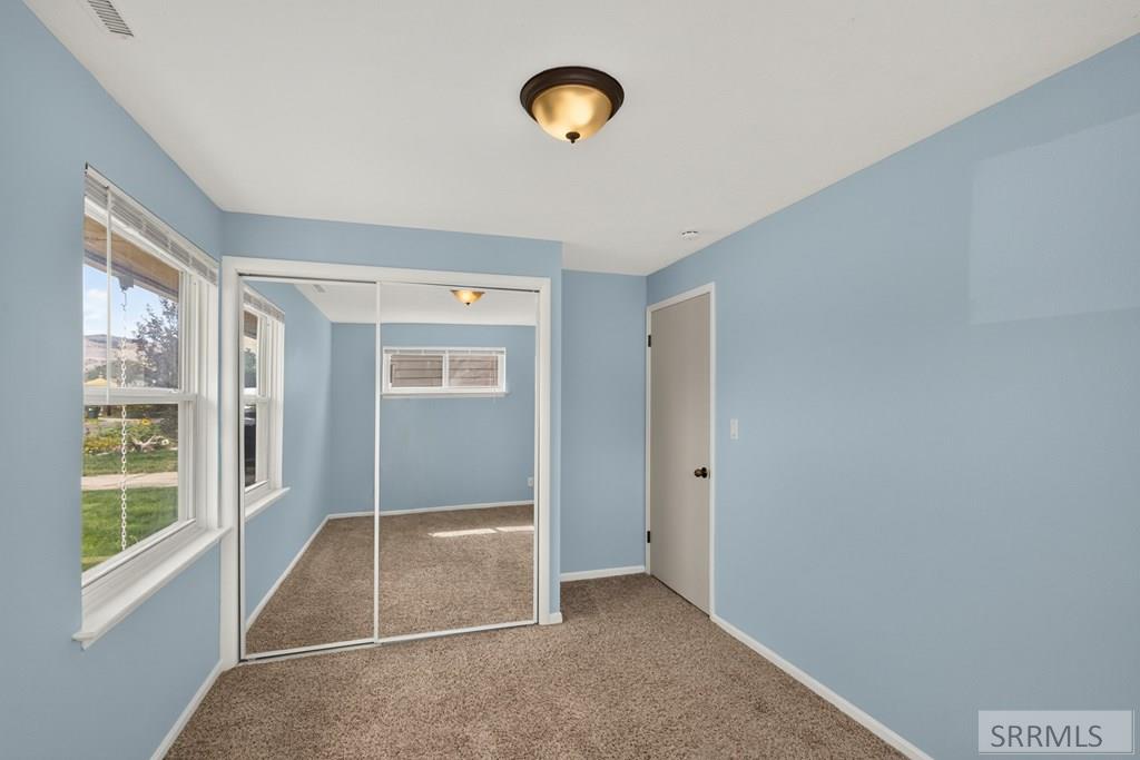 730 Balsam Street Pocatello, ID 83201 - Photo 21 of 37 Bedroom 1