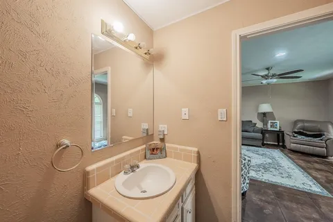 $249,990 | 613 Overlook Drive North, Kerens, TX 75144