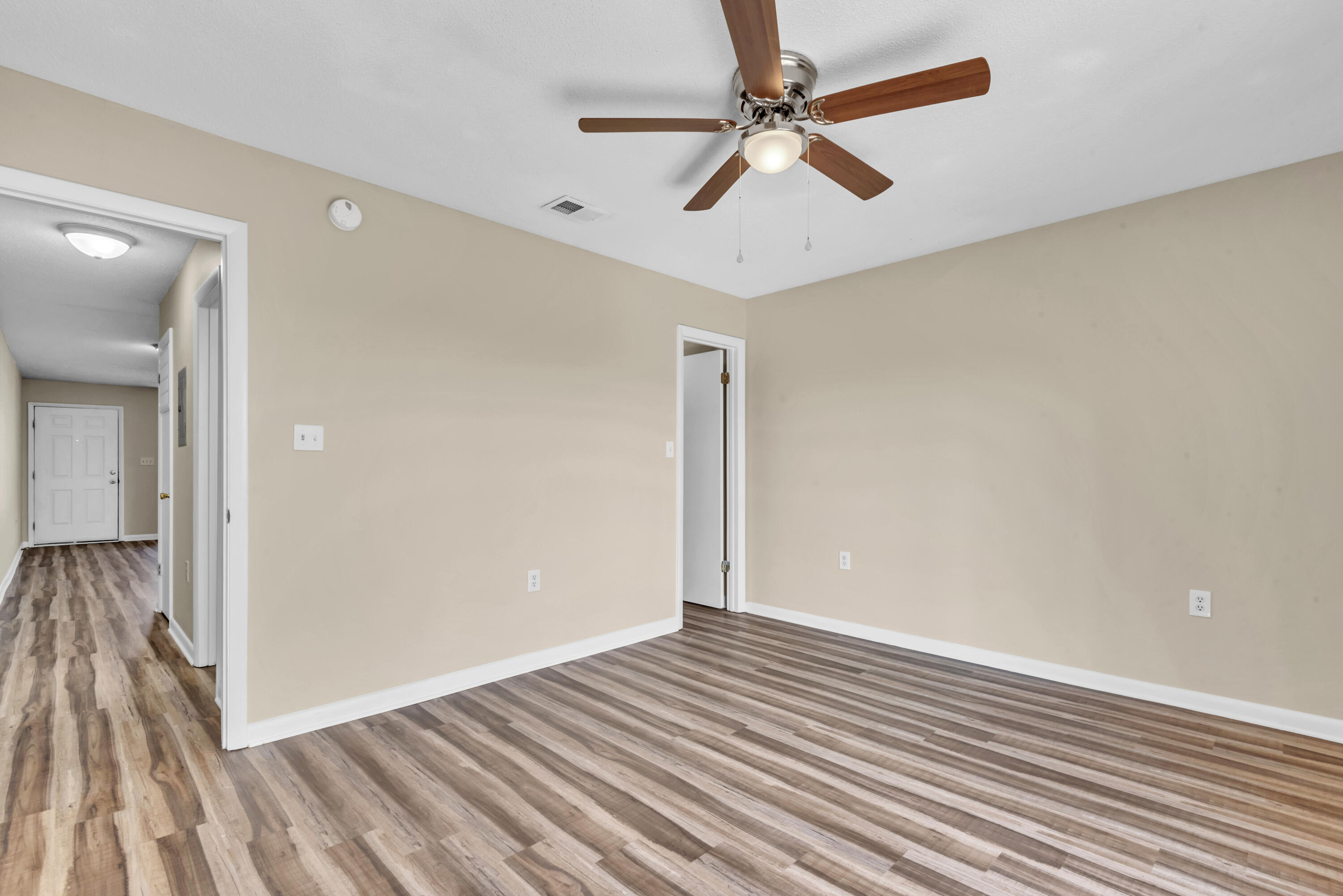 502 Channel Marker Street, Unit 8 Mary Esther, FL 32569 - Photo 15 of 20 502 Channel Marker Unit 122024-01-29 at