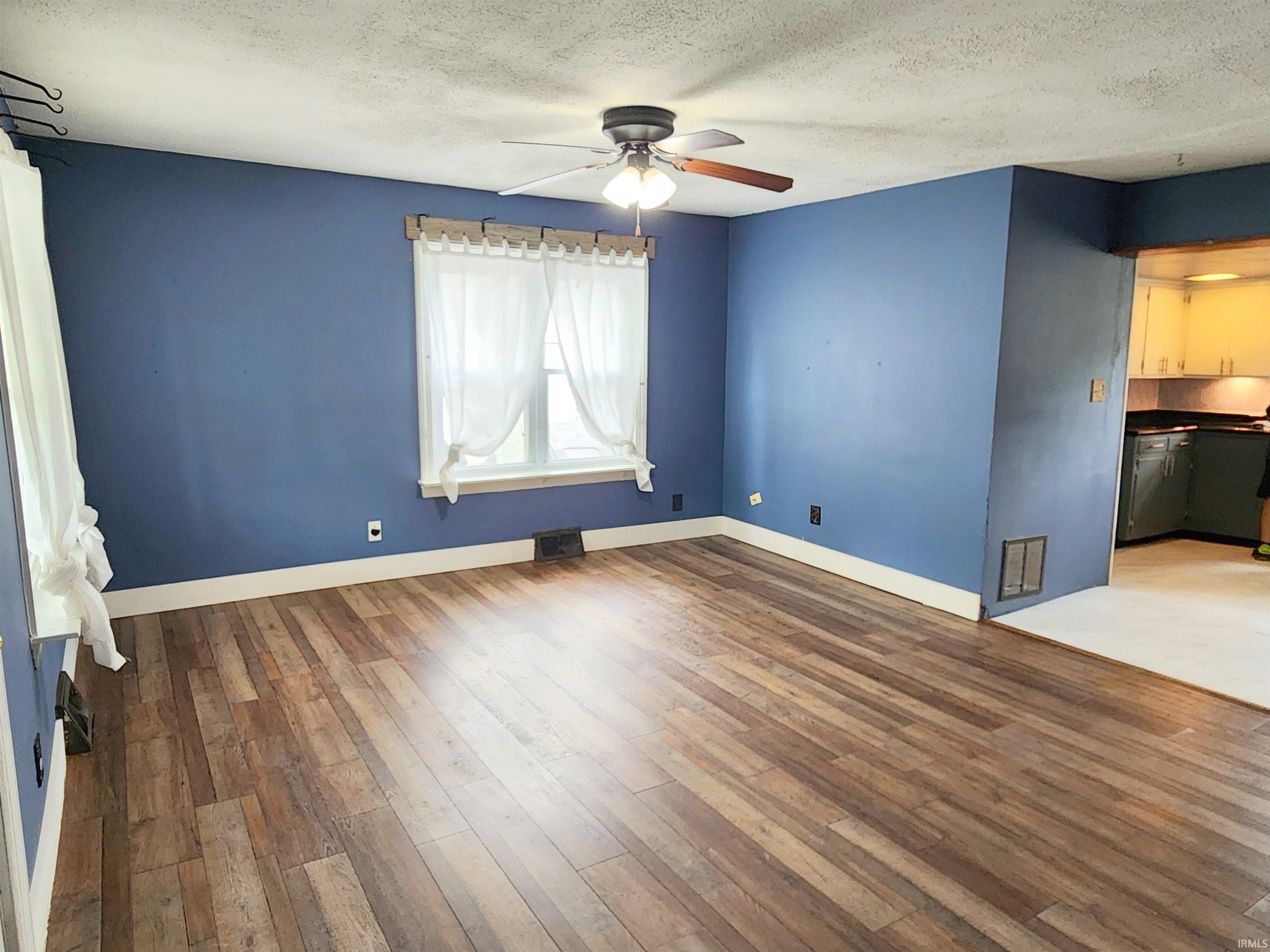 615 Short Street Decatur, IN 46733 - Photo 2 of 16