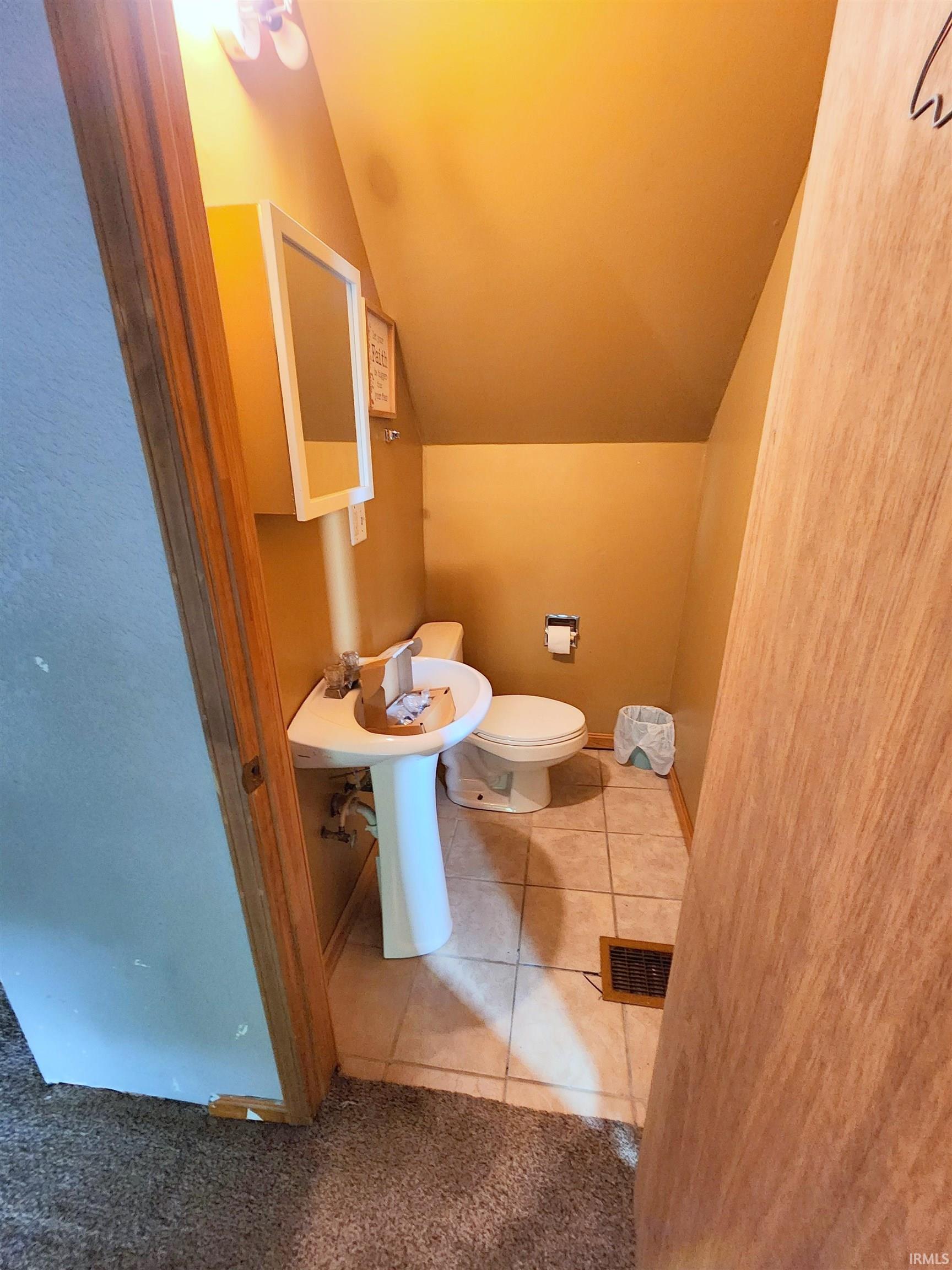 615 Short Street Decatur, IN 46733 - Photo 9 of 16