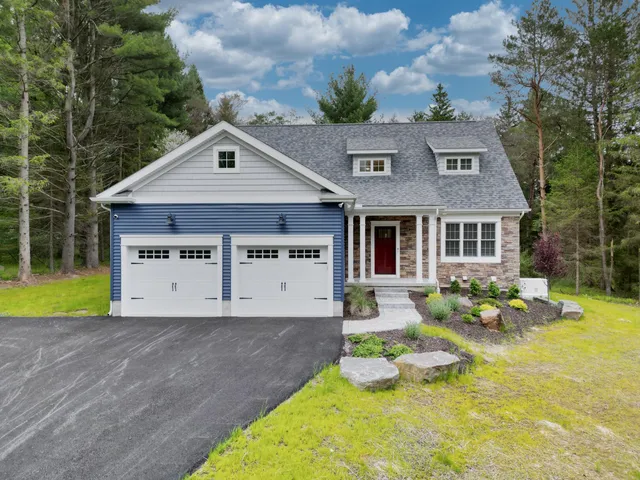 $550,000 | 210 Canterbury Circle, Blakeslee, PA 18610