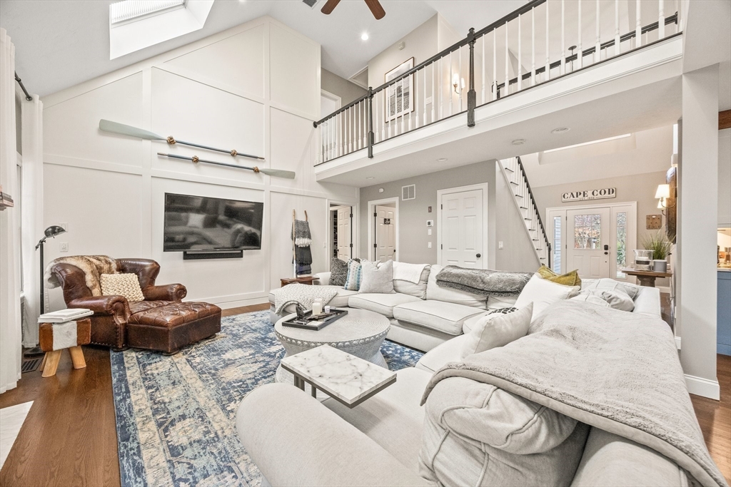 26 West Way Mashpee, MA 02649 - Photo 10 of 42 a living room with furniture