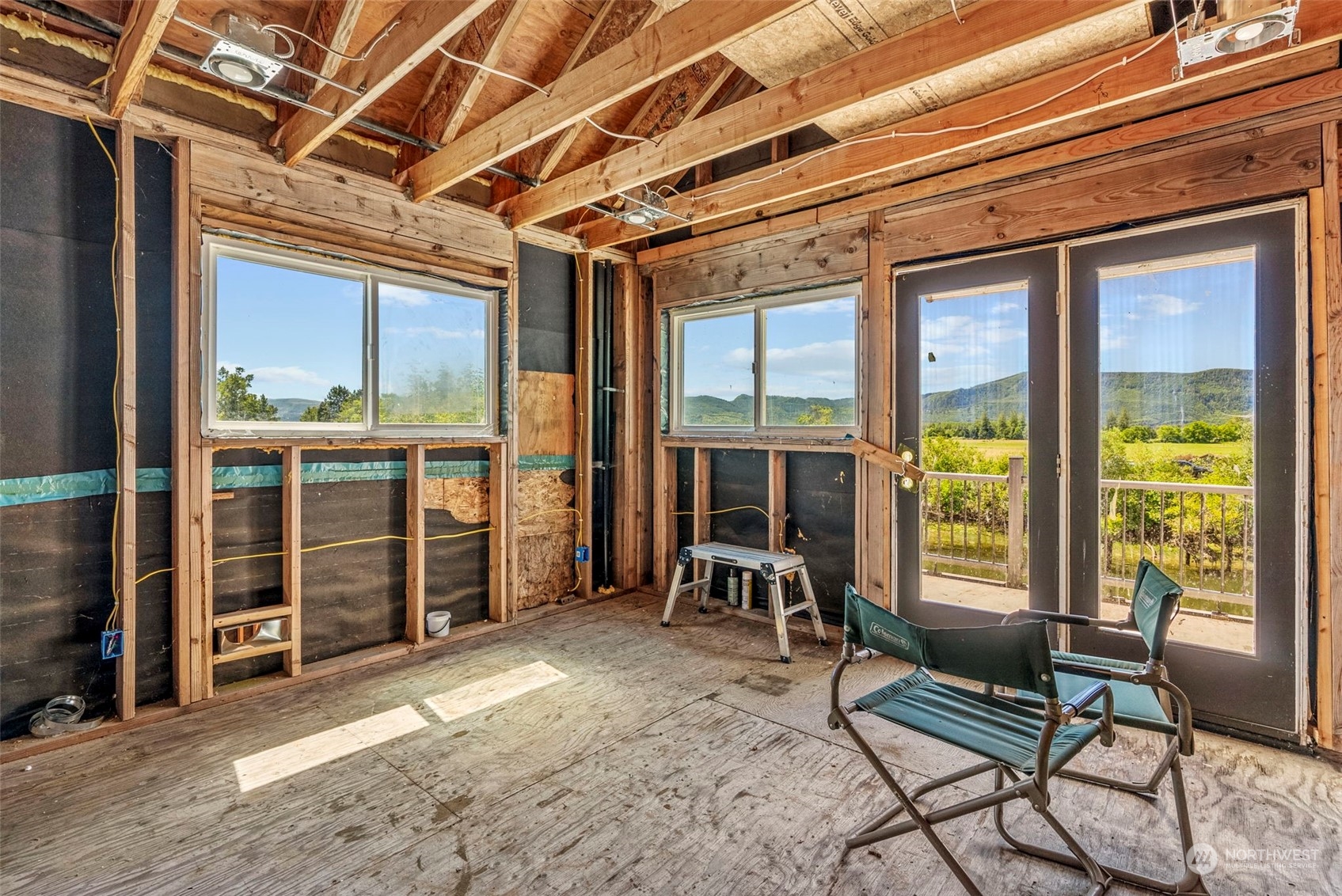 377 East Little Island Road Cathlamet, WA 98612 - Photo 24 of 29 Gallery Image 24