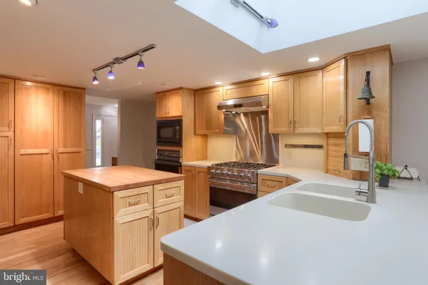 $447,900 | 1142 Park Drive, Palmyra, PA 17078