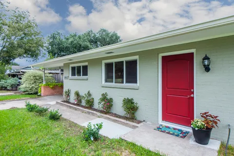 $460,000 | 10613 Willowgrove Drive, Houston, TX 77035
