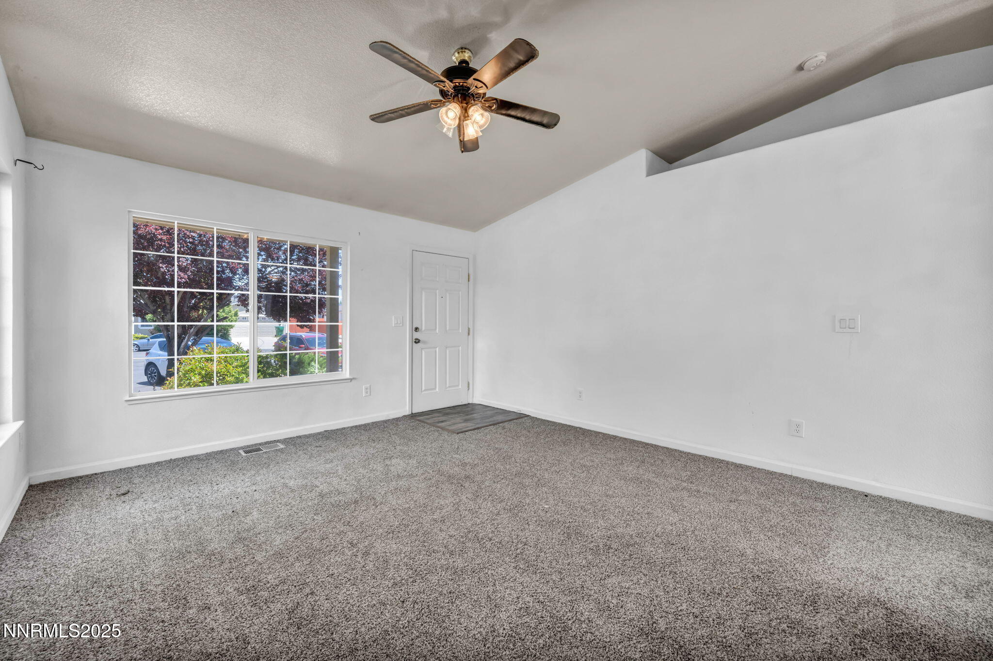 17778 Fiesta Court Reno, NV 89508 - Photo 25 of 41 25-web-or-mls-17778-fiesta-ct