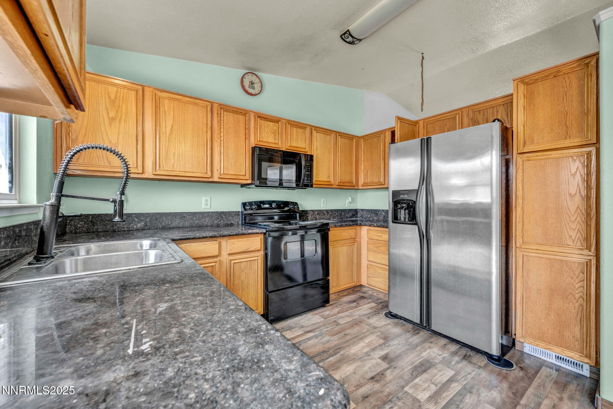 17778 Fiesta Court Reno, NV 89508 - Photo 27 of 41 27-web-or-mls-17778-fiesta-ct