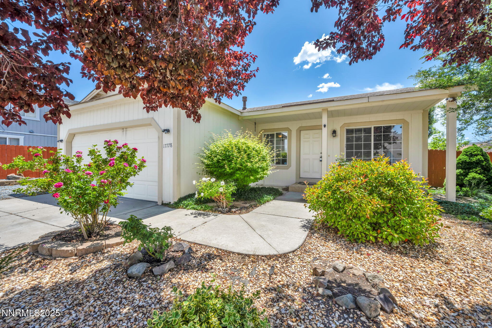 17778 Fiesta Court Reno, NV 89508 - Photo 3 of 41 3-web-or-mls-17778-fiesta-ct
