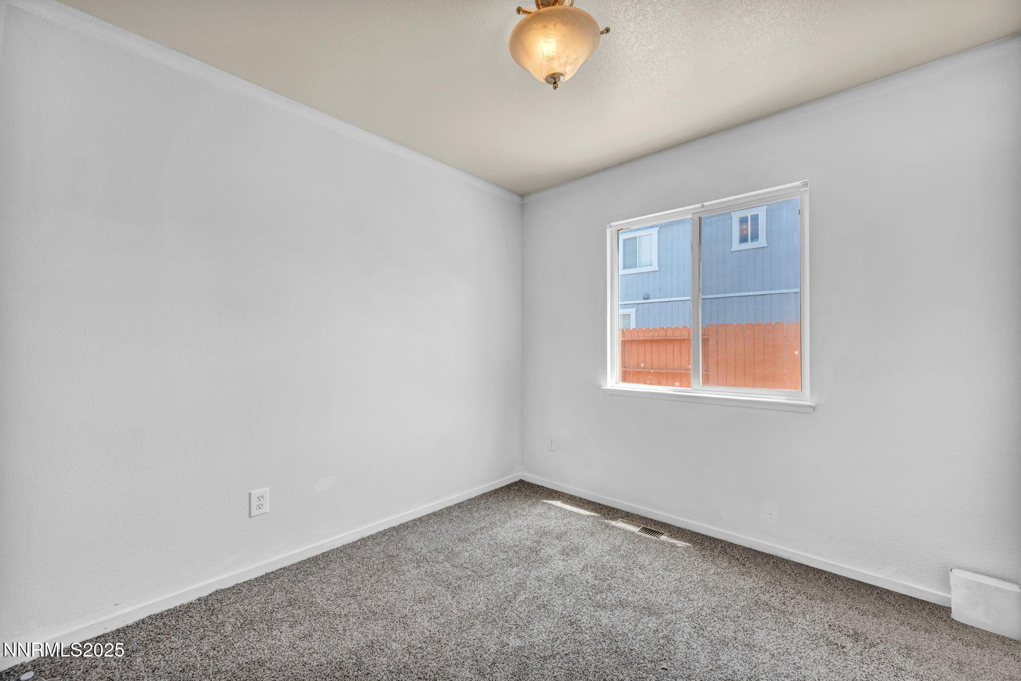 17778 Fiesta Court Reno, NV 89508 - Photo 33 of 41 33-web-or-mls-17778-fiesta-ct