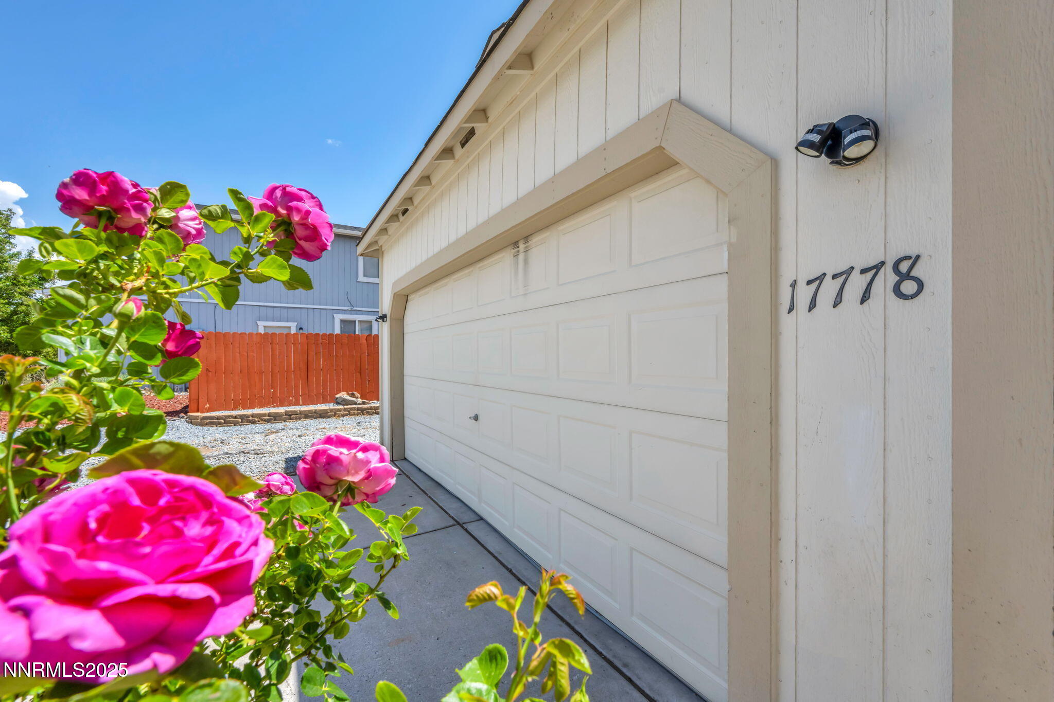 17778 Fiesta Court Reno, NV 89508 - Photo 5 of 41 5-web-or-mls-17778-fiesta-ct
