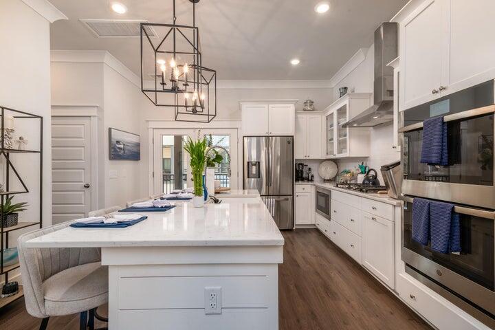 1512 Martel St Mount Mount Pleasant, SC 29464 - Photo 7 of 16 kitchen