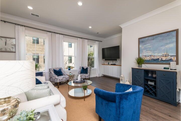 1512 Martel St Mount Mount Pleasant, SC 29464 - Photo 8 of 16 family room