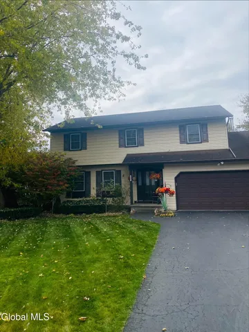 $399,000 | 606 Tedesco Court, Guilderland, NY 12303