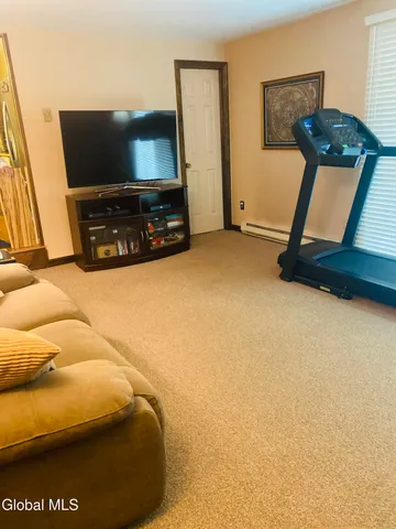 $399,000 | 606 Tedesco Court, Guilderland, NY 12303