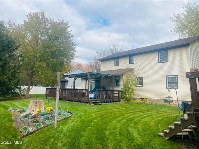 $399,000 | 606 Tedesco Court, Guilderland, NY 12303