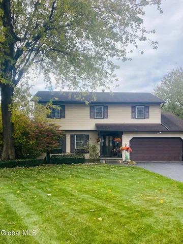 $399,000 | 606 Tedesco Court, Guilderland, NY 12303