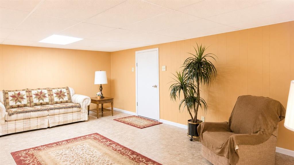 130 Ellwood Road Apollo, PA 15613 - Photo 14 of 45