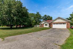 6996 Prairie View Court Demotte, IN 46310 - Photo 3 of 30 256x171