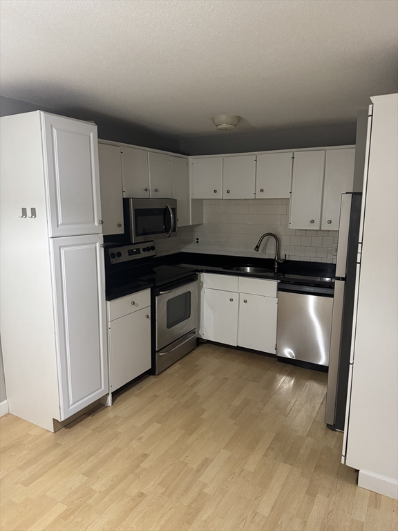 81 Nicholas Road, Unit G Framingham, MA 01701 - Photo 6 of 9 Gallery Image 6