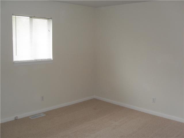 2178 North Riley Avenue Indianapolis, IN 46218 - Photo 8 of 12 Gallery Image 8