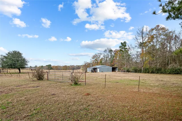$340,500 | 16202 Highway 87 South, Shelbyville, TX 75973