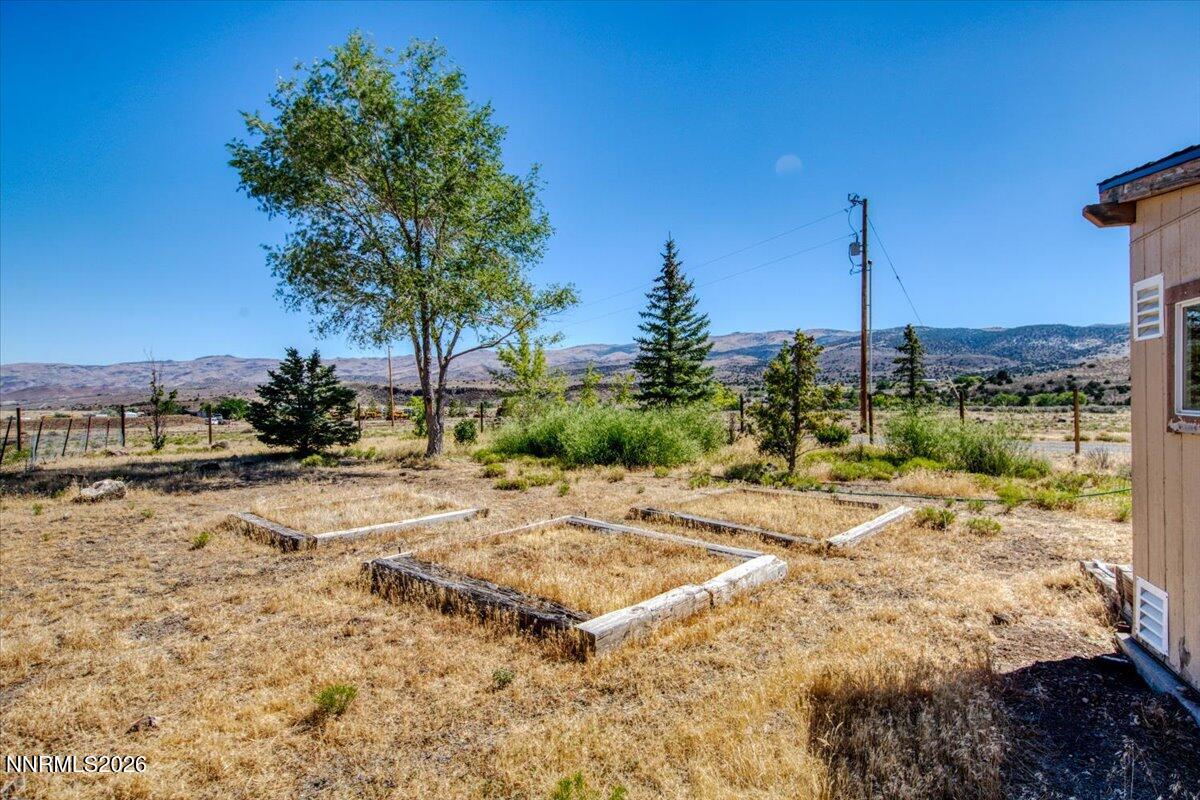 555 Serenity Place Reno, NV 89510 - Photo 46 of 67 Garden Beds