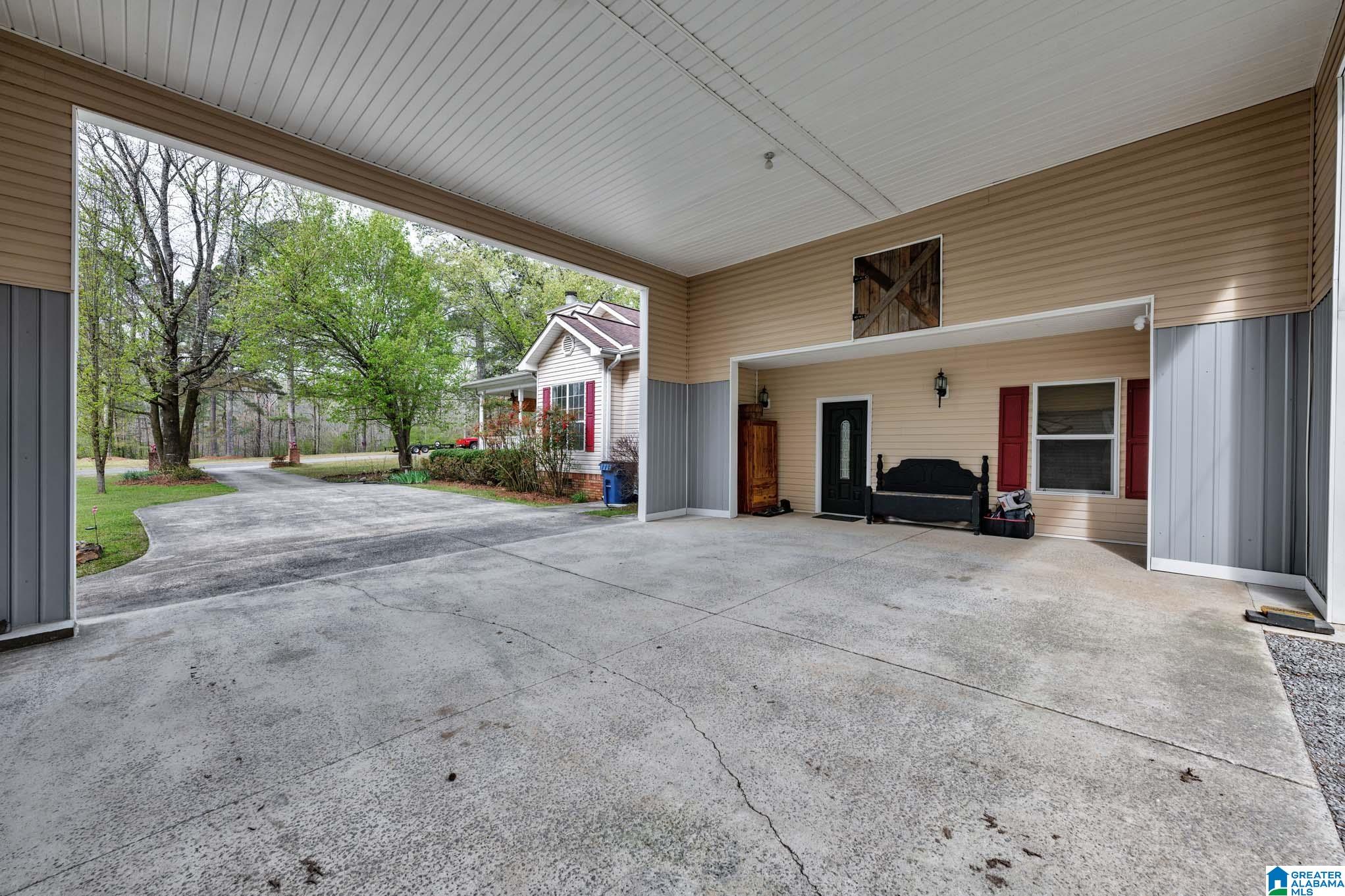 510 Myrick Road Warrior, AL 35180 - Photo 9 of 61