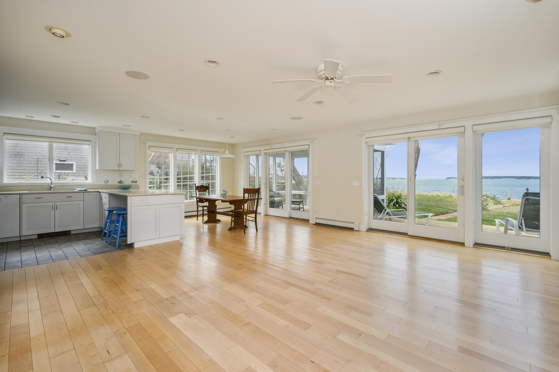 46 Sandpiper Hill Road Wellfleet, MA 02667 - Photo 13 of 43 004-photo--8234946