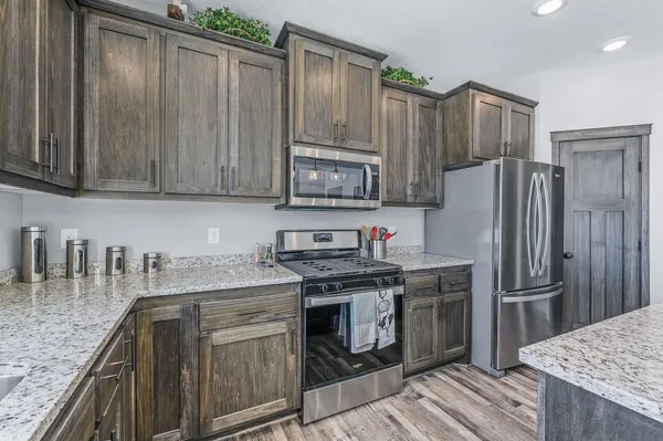 $589,425 | 18080 100th Court North, Maple Grove, MN 55311