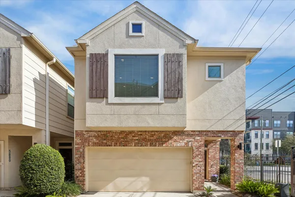 $349,900 | 3878 Center Street, Houston, TX 77007