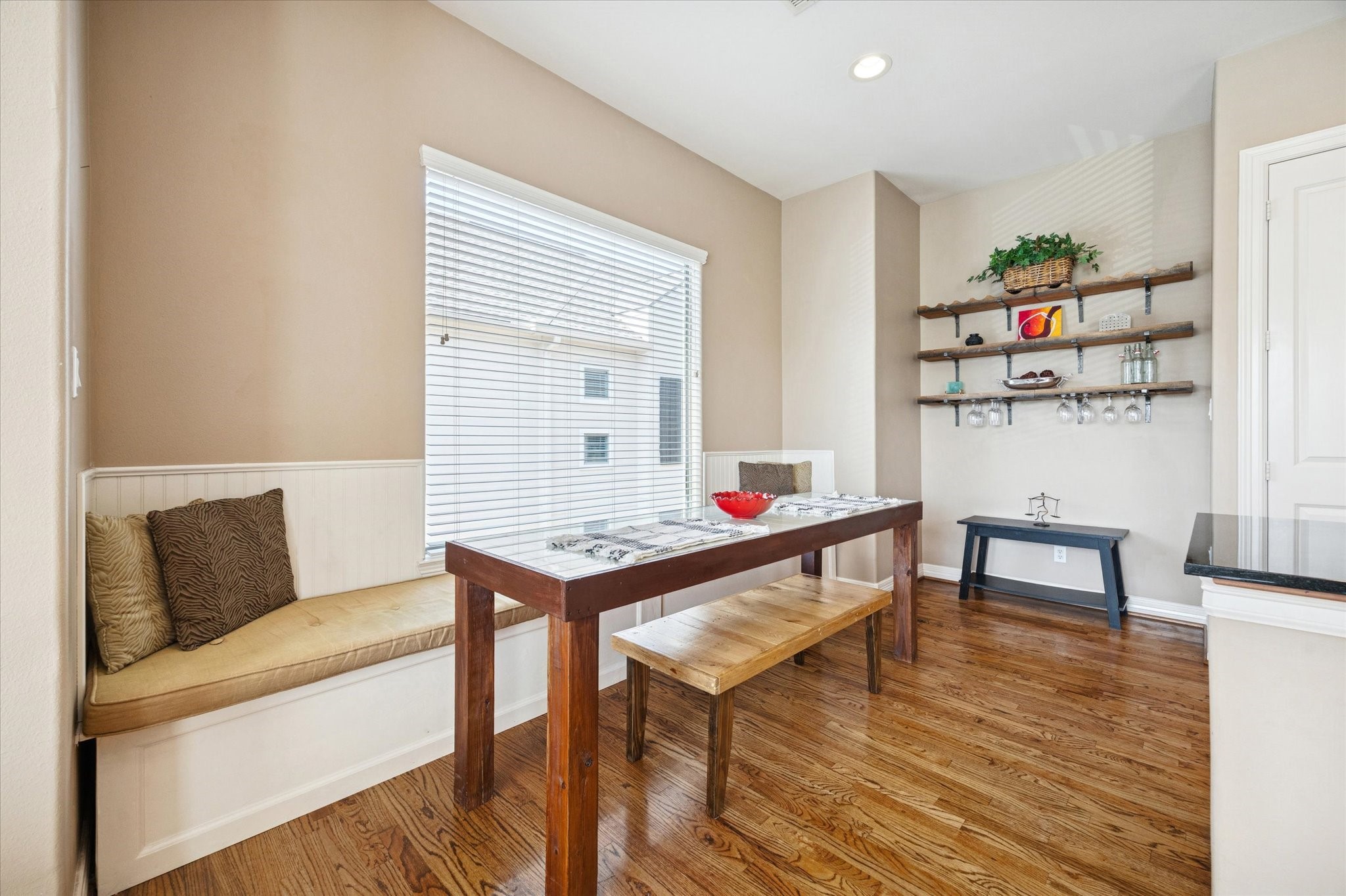 3878 Center Street Houston, TX 77007 - Photo 14 of 25