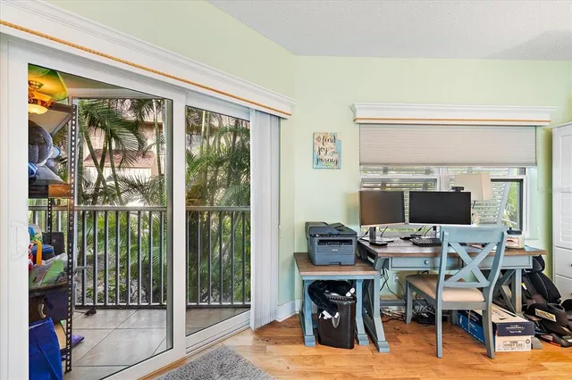 $9,000 | 5621 Gulf Of Mexico Drive, Unit 103, Longboat Key, FL 34228