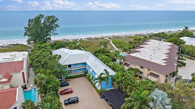 $9,000 | 5621 Gulf Of Mexico Drive, Unit 103, Longboat Key, FL 34228