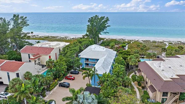 $5,500 | 5621 Gulf Of Mexico Drive, Unit 103, Longboat Key, FL 34228