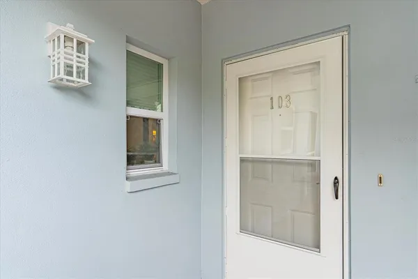 $5,500 | 5621 Gulf Of Mexico Drive, Unit 103, Longboat Key, FL 34228