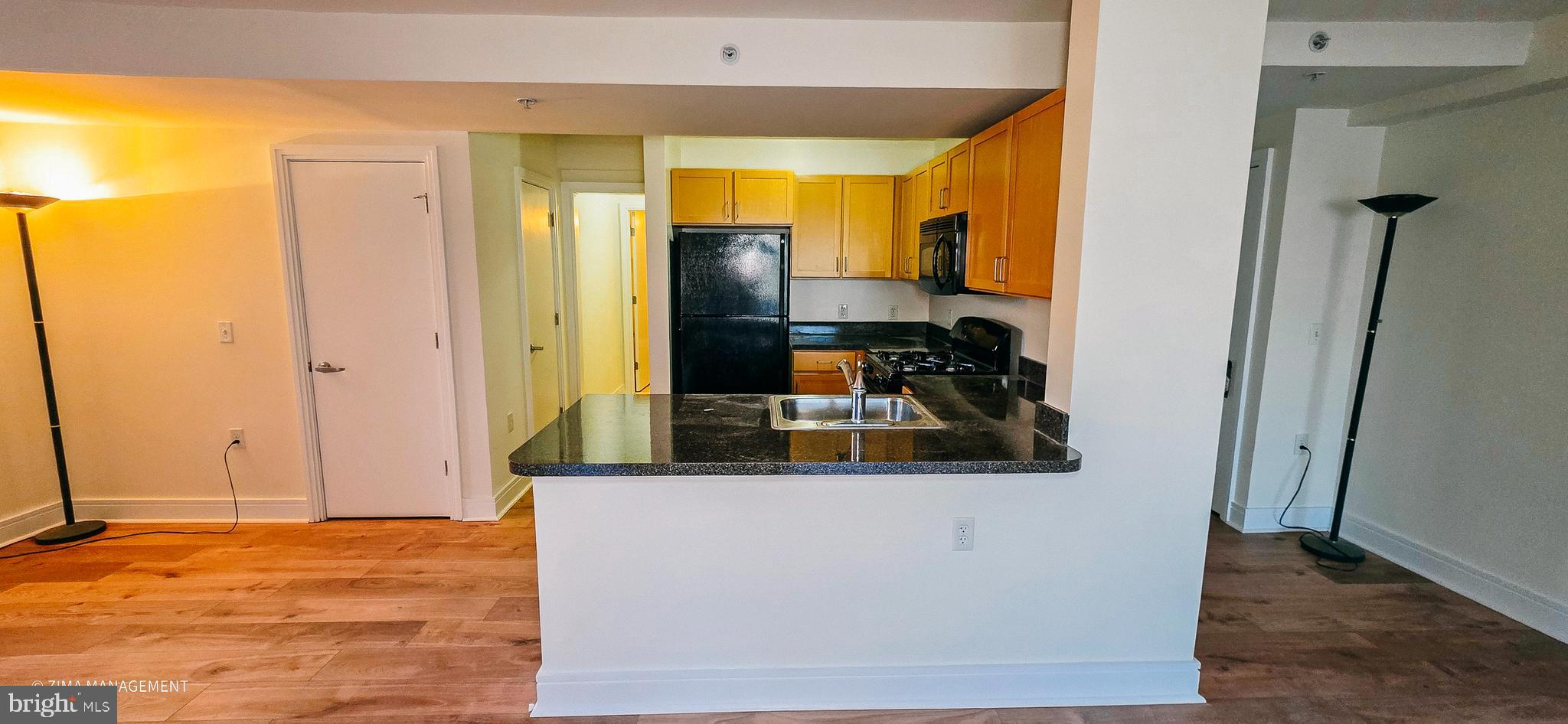 800 4th Street Southwest, Unit S402 Washington, DC 20024 - Photo 10 of 17