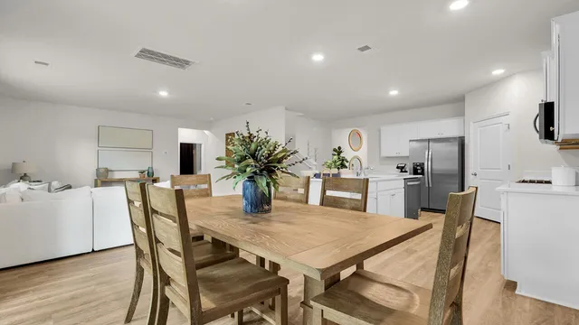 $424,300 | 221 Yarrow Way, Moncks Corner, SC 29461