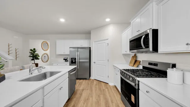 $424,300 | 221 Yarrow Way, Moncks Corner, SC 29461