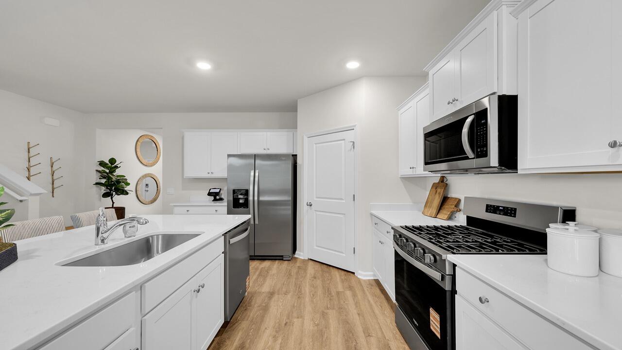 221 Yarrow Way Moncks Corner, SC 29461 - Photo 20 of 38 36_550a2248