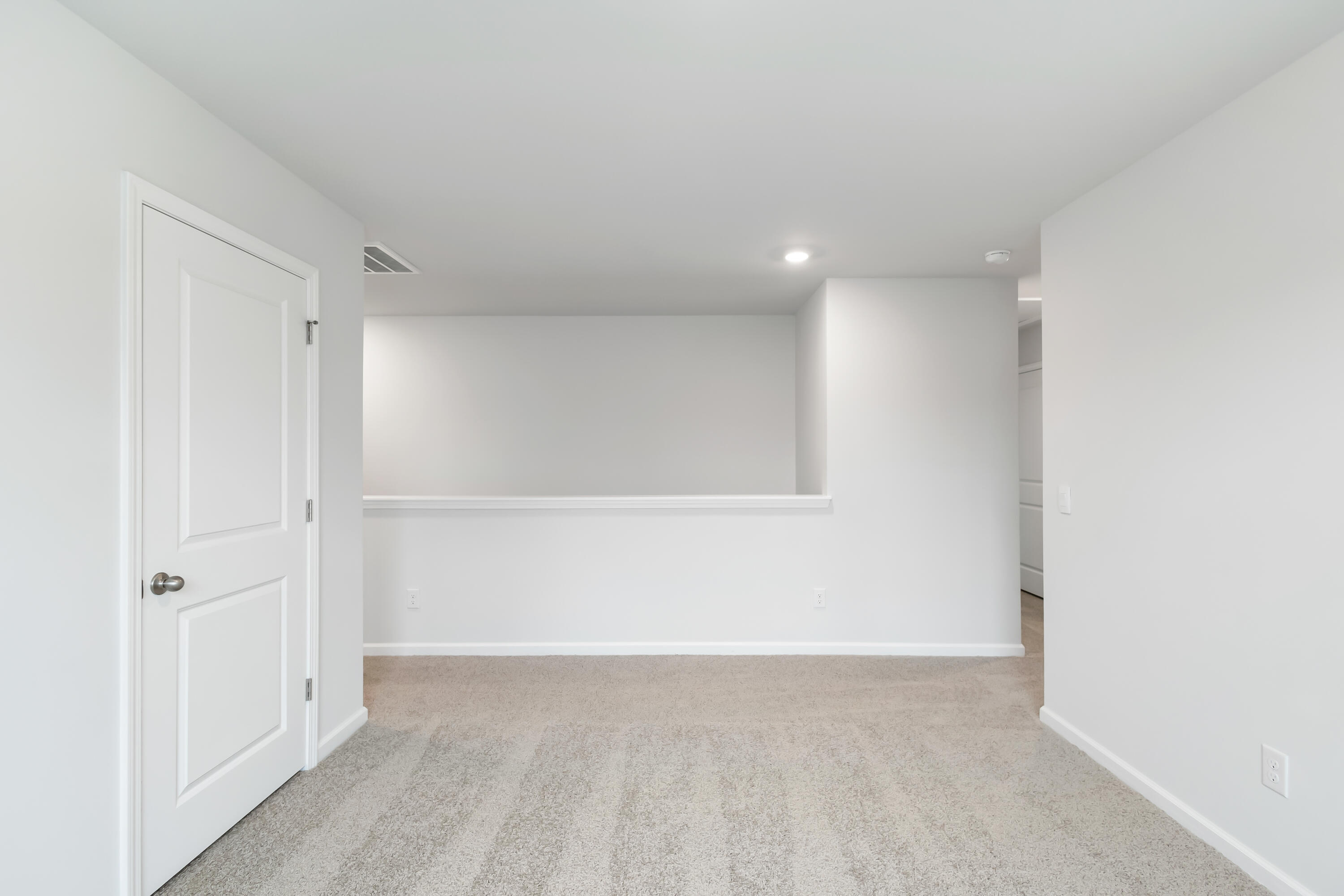 221 Yarrow Way Moncks Corner, SC 29461 - Photo 40 of 41 148 Grouper Ln Interior_19