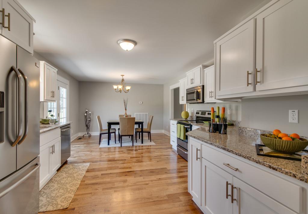 132 Blue Moon Road Dickson, TN 37055 - Photo 3 of 25 Gallery Image 3