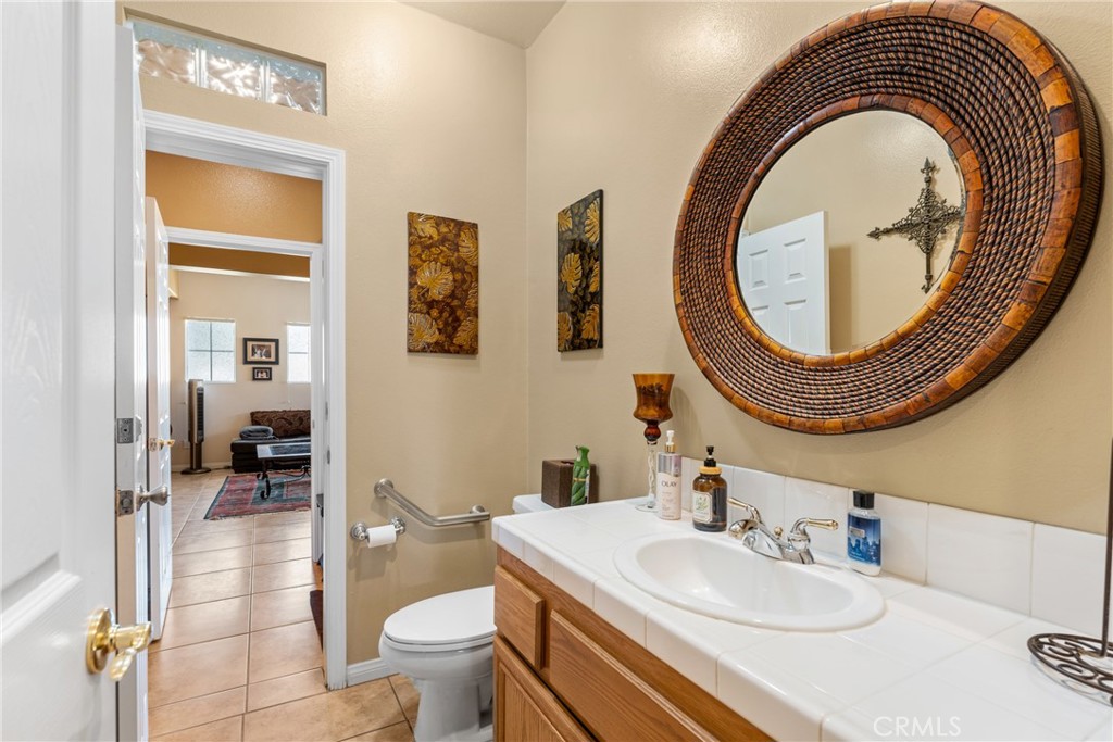 18309 Hollowtree Lane Riverside, CA 92504 - Photo 17 of 24