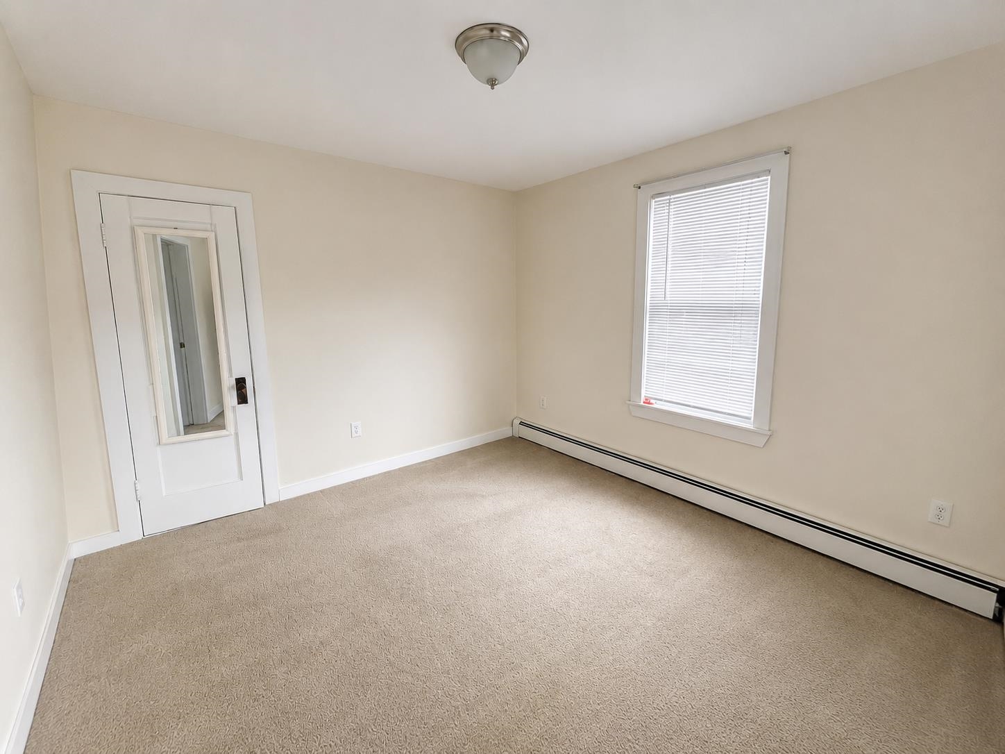 107 Strafford Street Berlin, NH 03570 - Photo 4 of 22