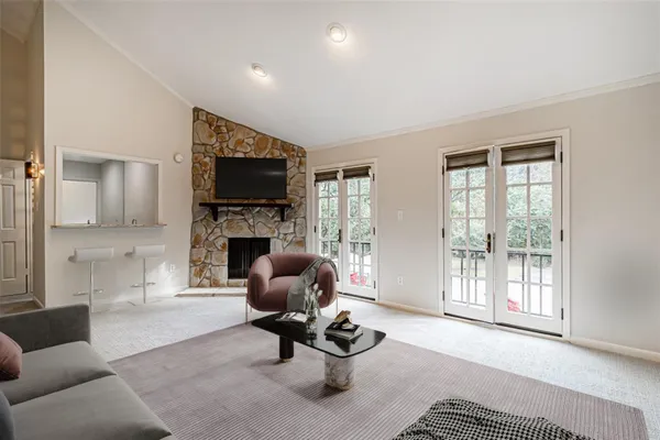 $3,495 | 4710 Post Oak Timber Drive, Houston, TX 77056