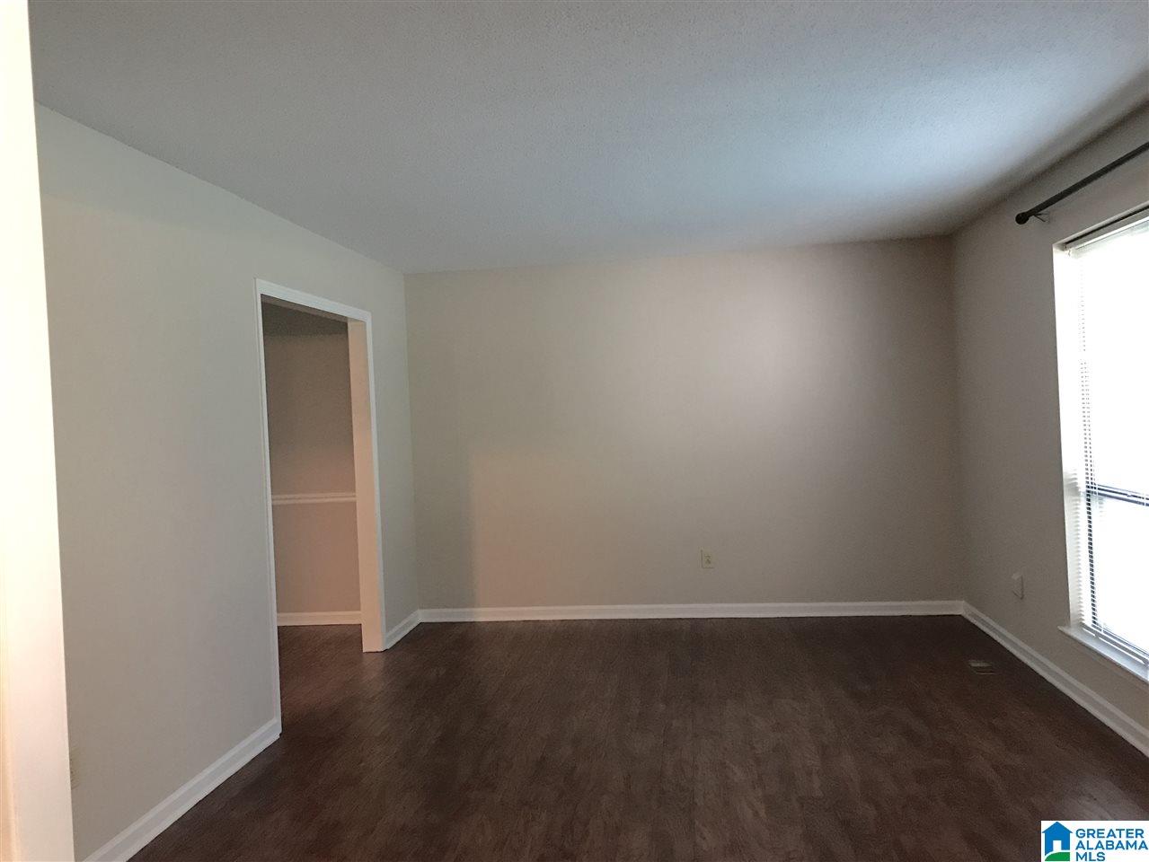 1828 Apache Way Alabaster, AL 35007 - Photo 2 of 33