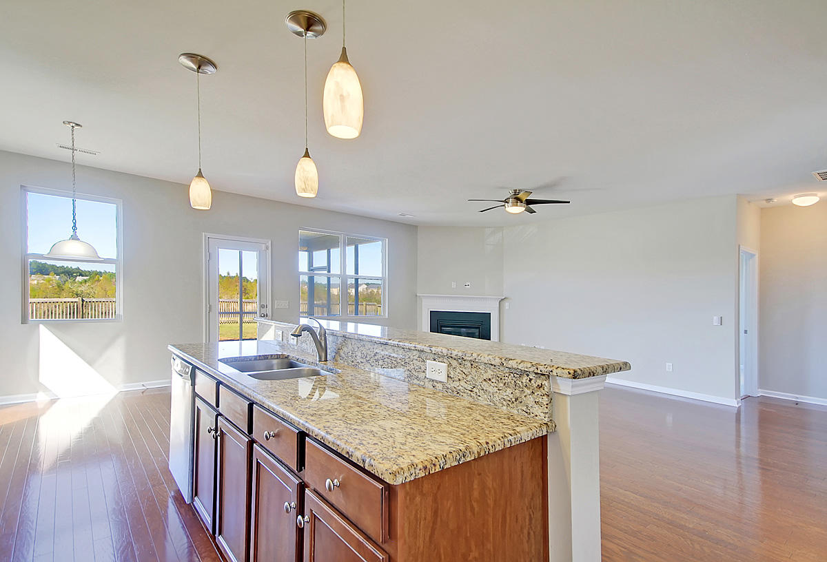 187 Decatur Drive Summerville, SC 29486 - Photo 11 of 50 CREM_187 Decatur_023