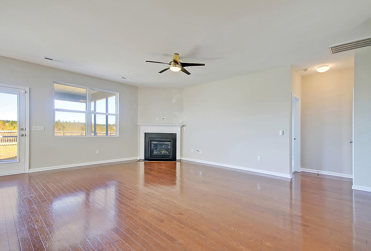 187 Decatur Drive Summerville, SC 29486 - Photo 16 of 50 CREM_187 Decatur_016