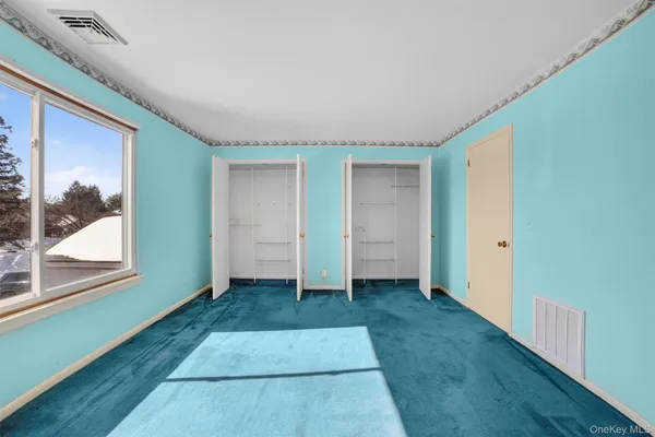 $300,000 | 97 Sunfish Landing, Mohegan Lake, NY 10547